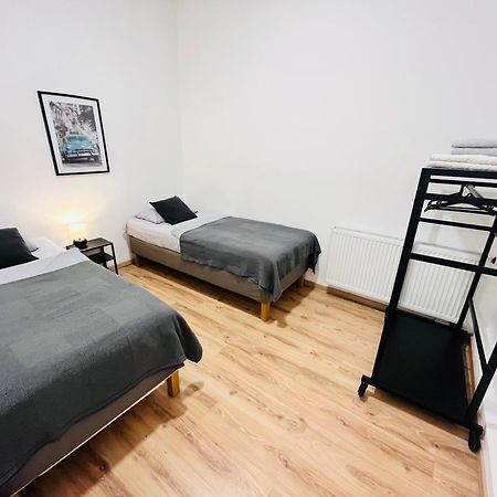 Apartment Central 10A 40Qm Wi-Fi Free Parking Calm Back House Dortmund Kültér fotó