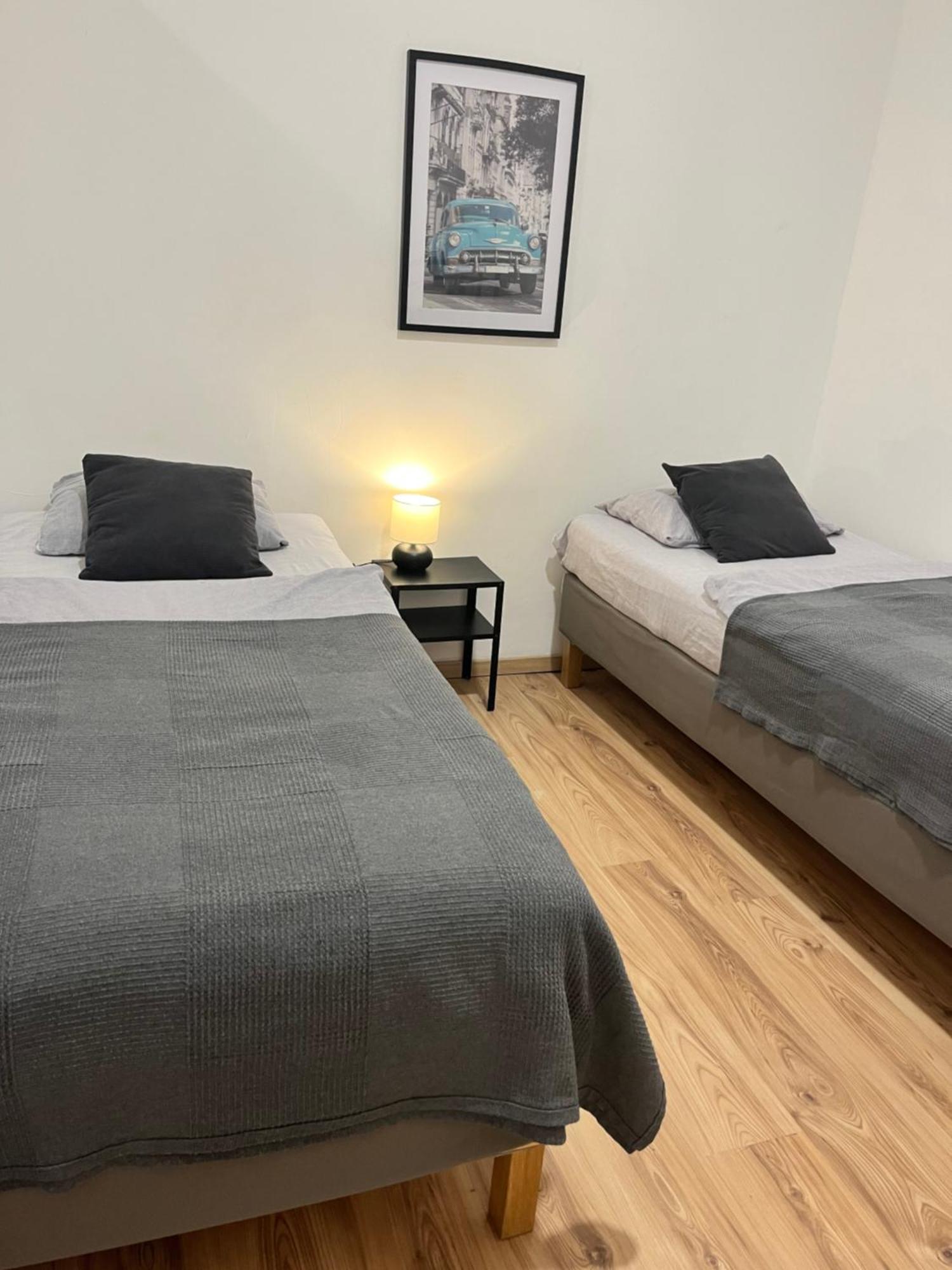 Apartment Central 10A 40Qm Wi-Fi Free Parking Calm Back House Dortmund Kültér fotó