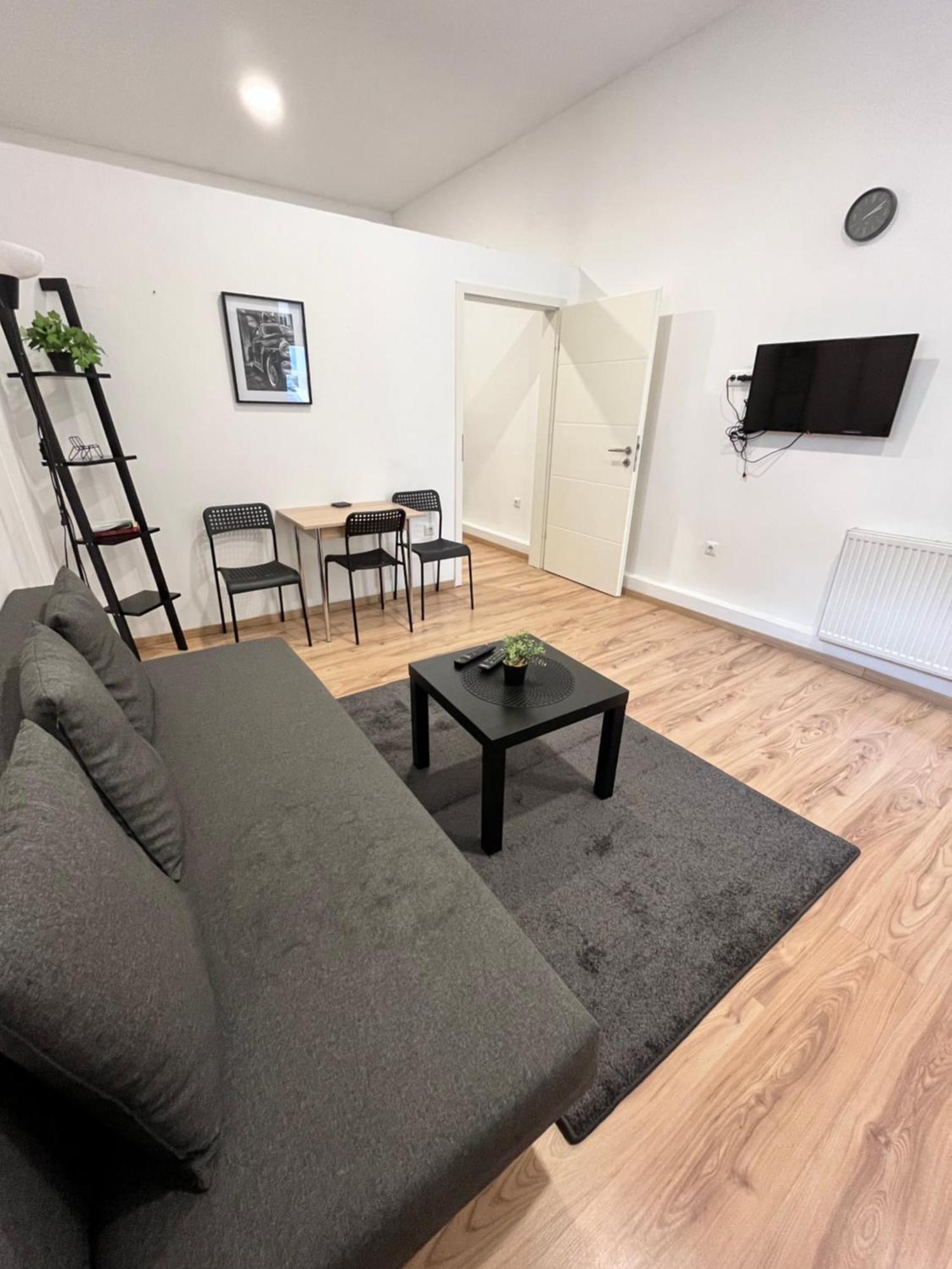 Apartment Central 10A 40Qm Wi-Fi Free Parking Calm Back House Dortmund Kültér fotó