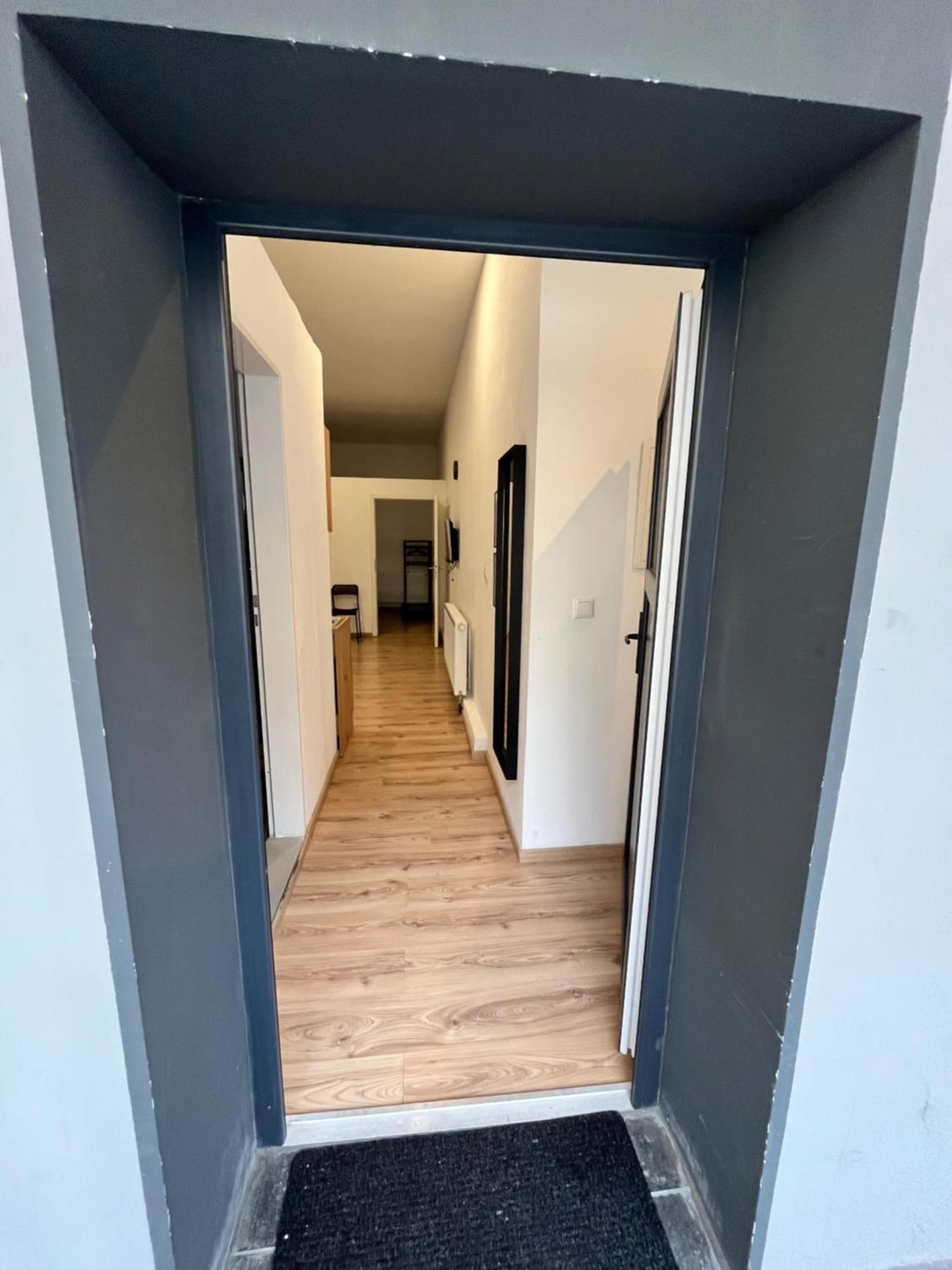 Apartment Central 10A 40Qm Wi-Fi Free Parking Calm Back House Dortmund Kültér fotó